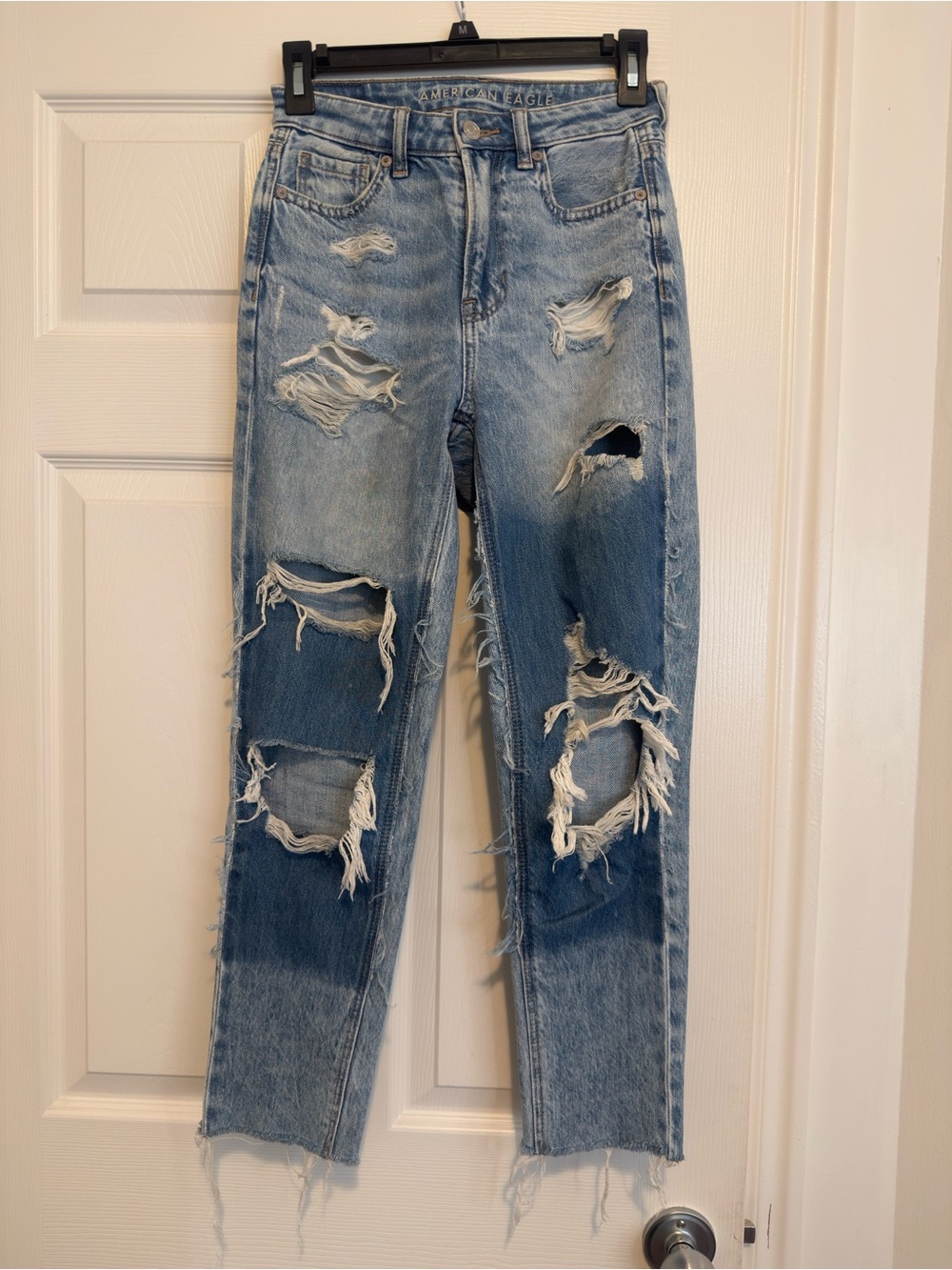 American Eagle Statement Two-Tone Distressed Ripped Mom Jeans size 00 Denim